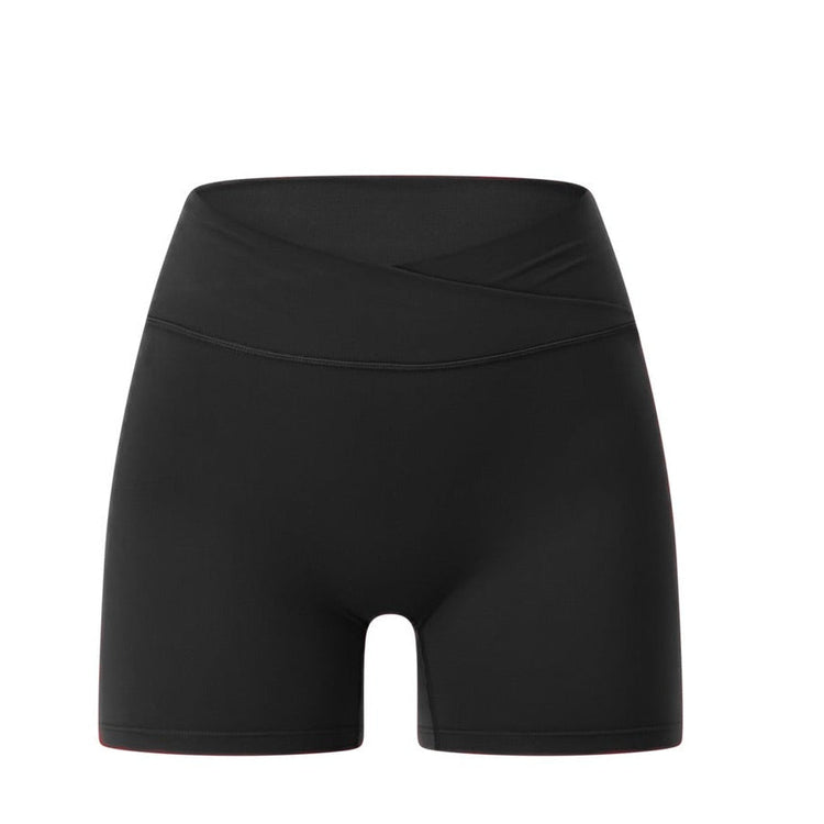 Form 5" Crossover Invisible Scrunch Shorts | Black