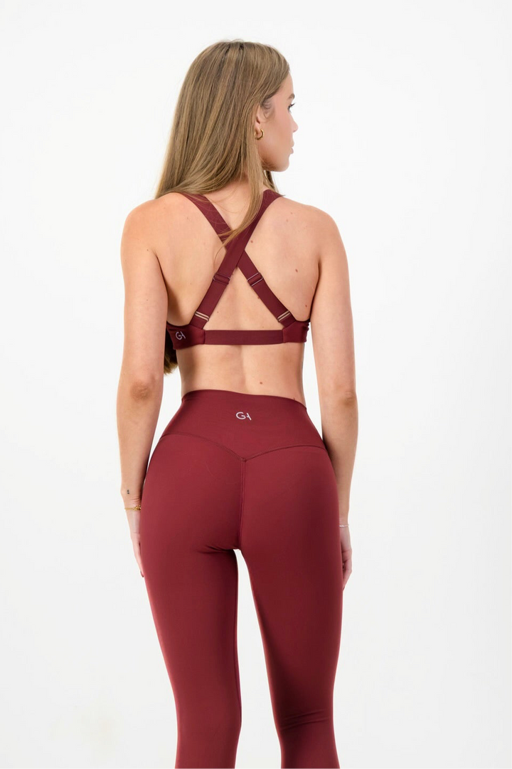 FORM ARIA CROP - Black Cherry