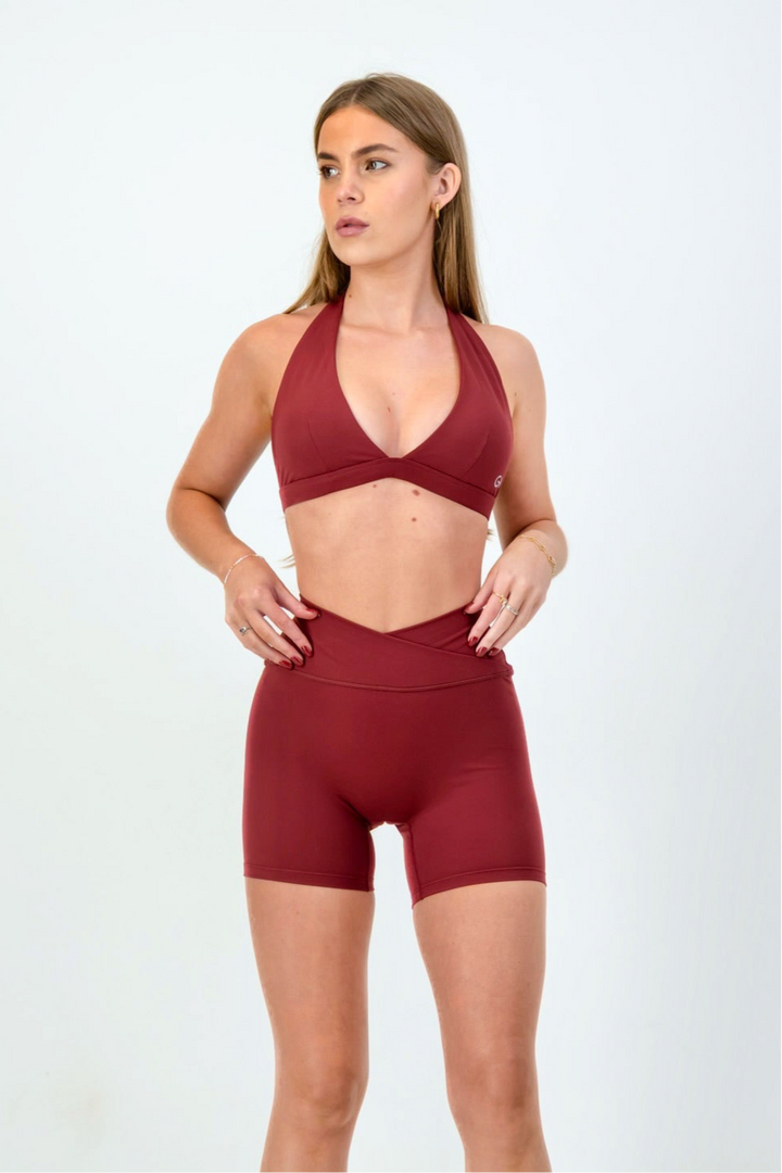FORM CECE HALTER CROP - Black Cherry