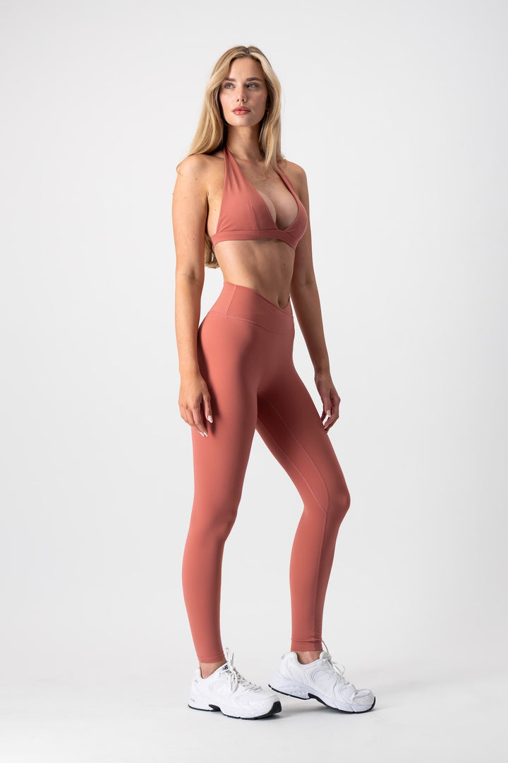 FORM CROSSOVER INVISIBLE SCRUNCH LEGGINGS - Rose