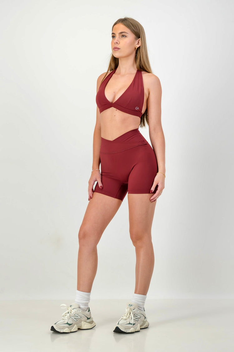 Form 5" Crossover Invisible Scrunch Shorts | Black Cherry